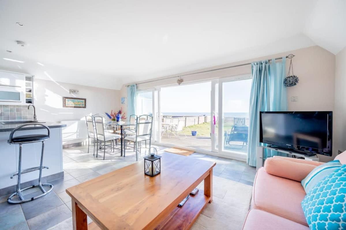 Villa Family Haven By The Waves Direct Beach Access Pevensey Exterior foto