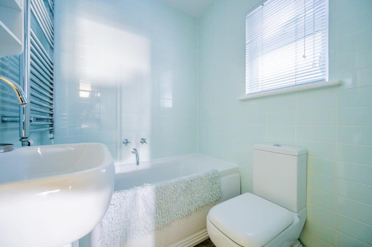 Villa Family Haven By The Waves Direct Beach Access Pevensey Exterior foto
